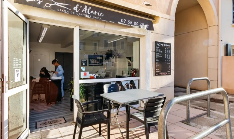 Contactez votre coiffeur à Six-Fours-Les-Plages